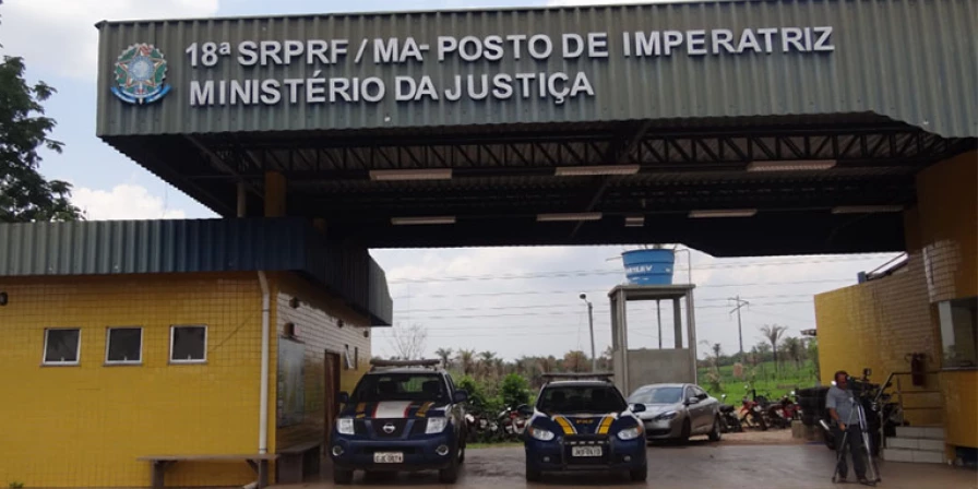 Agentes da PRF em Imperatriz efetuaram prisão de homem na manhã de quinta-feira (3).