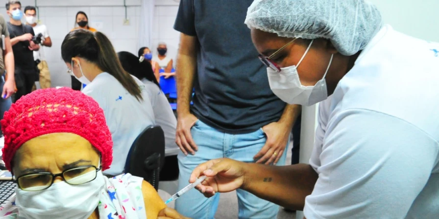 Os pacientes são atendidos no Hospital do Câncer Aldenora Bello e Hospital Geral Tarquínio Lopes Filho.