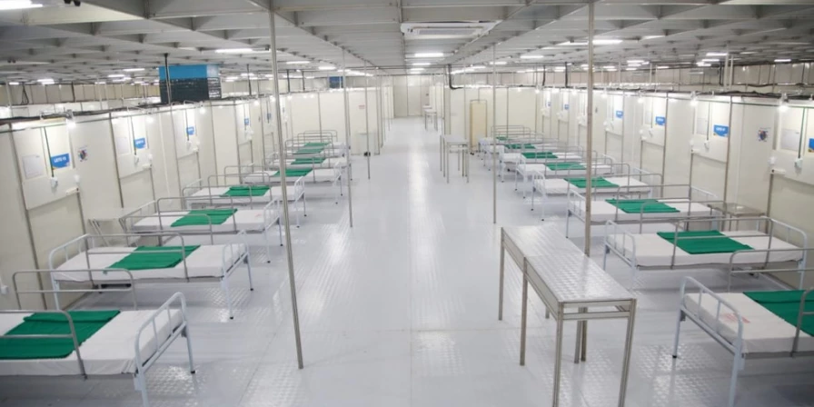 No total, estão sendo oferecidas 210 vagas.