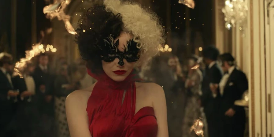 Cruella (Emma Stone)