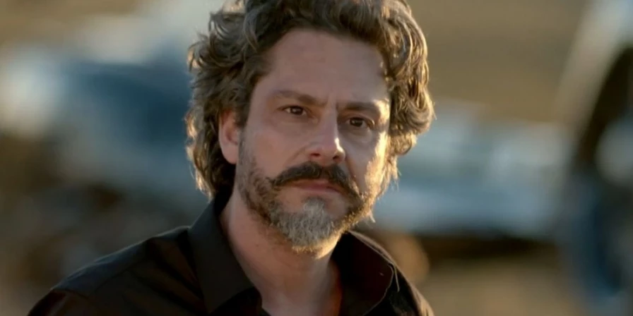 Alexandre Nero interpreta José Alfredo em Império.