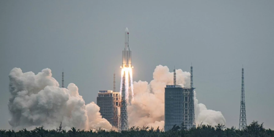 Objeto espacial foi lançado da ilha de Hainan, na China.
