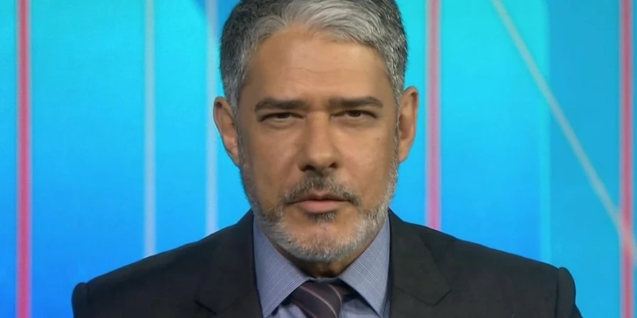Na noite dessa segunda-feira (17), o jornalista surpreendeu a todos