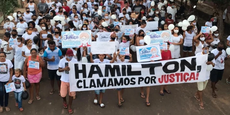 Protesto pela morte de Hamilton ocorreu nesta quarta-feira (23).