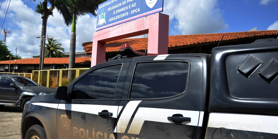 O detido foi apresentado na DPCA, na Beira-Mar.