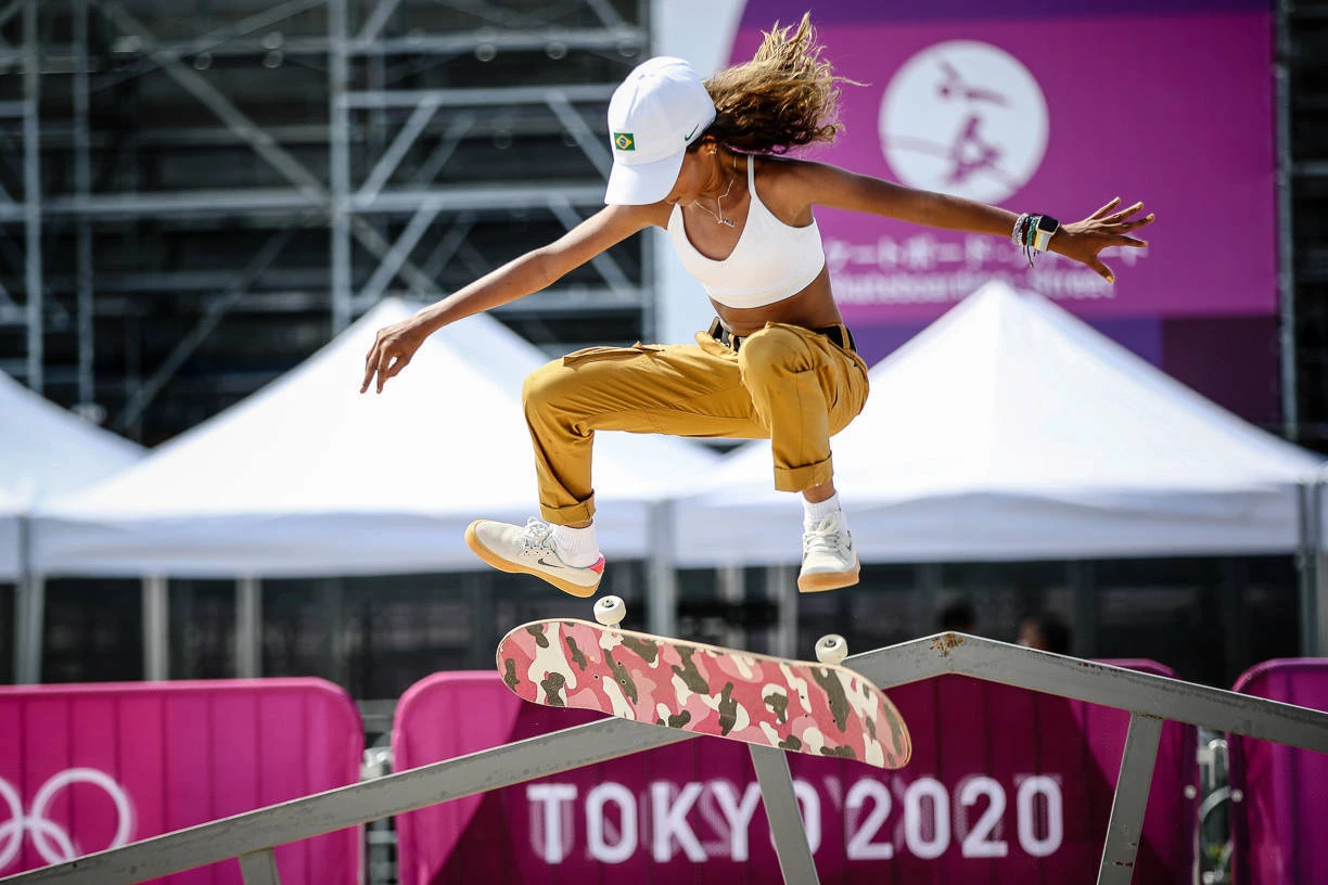 Rayssa Leal em atividade no local que receberá a competição de skate