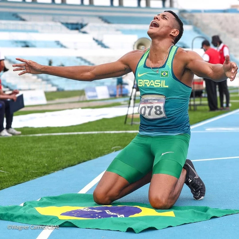 João Falcão vai disputar os 4x400 em Tóquio