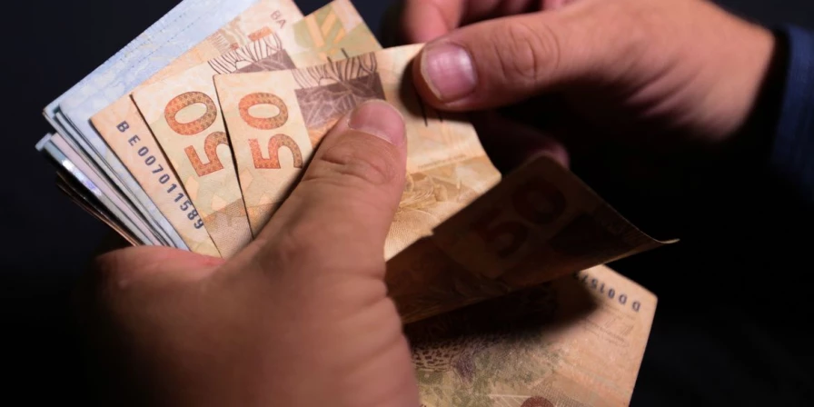 Estimativa de superávit da balança comercial foi divulgado pelo Ministério da Economia.