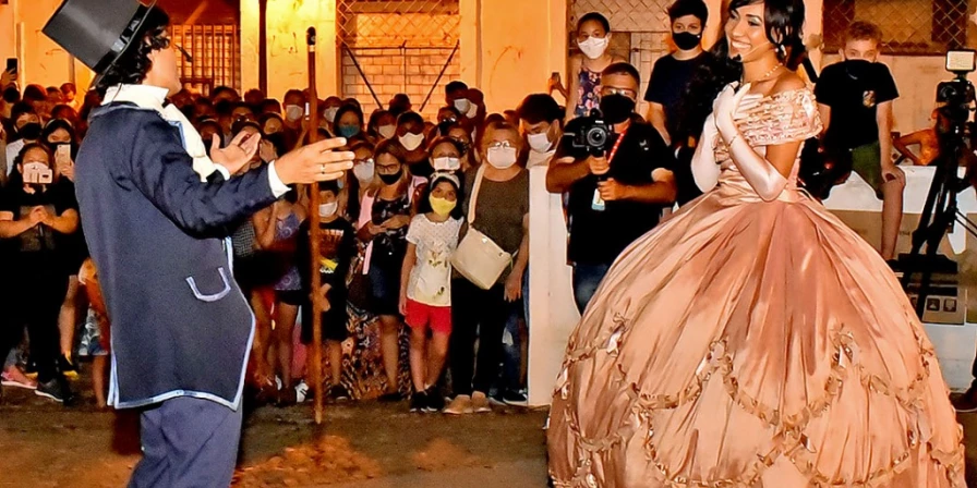 Durante o evento, haverá a apresentação do grupo de bumba meu boi Itapera do Maracanã e participações da companhia teatral e grupo musical Batuques do Maranhão.