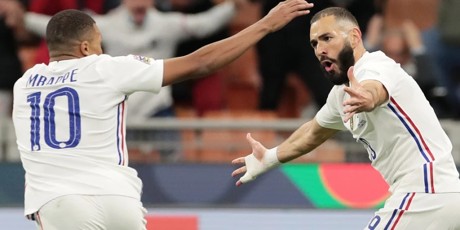 O gol do título veio dos pés de Mbappé, que aos 34 minutos apareceu livre dentro da área e finalizou com frieza para dentro do gol.