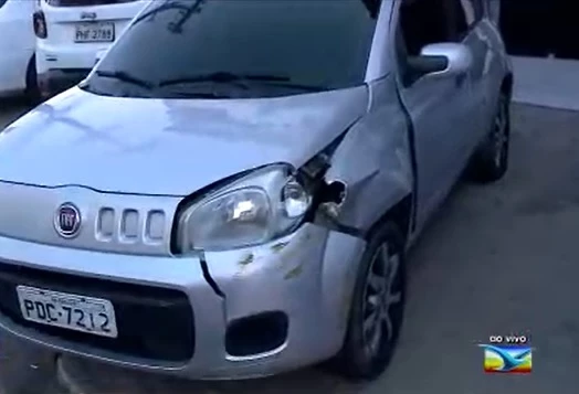 Carro encontrado na região da Av. Colares Moreira. Foto: Reprodução/TV Mirante.
