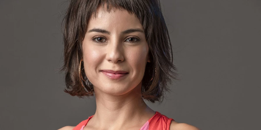 Andréia Horta interpreta Lara em ''Um Lugar ao Sol''
