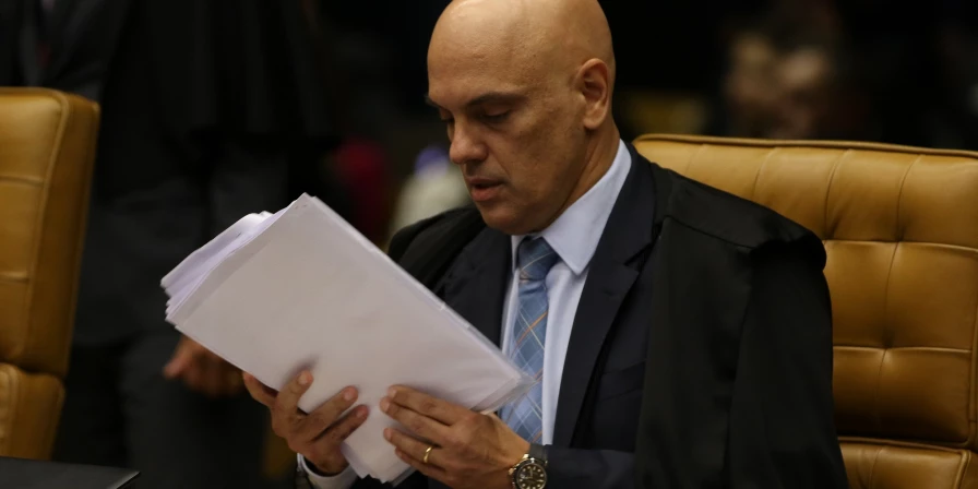 Alexandre de Moraes decidiu deizar a muta de mais de R$ 22 milhões somente para o PL