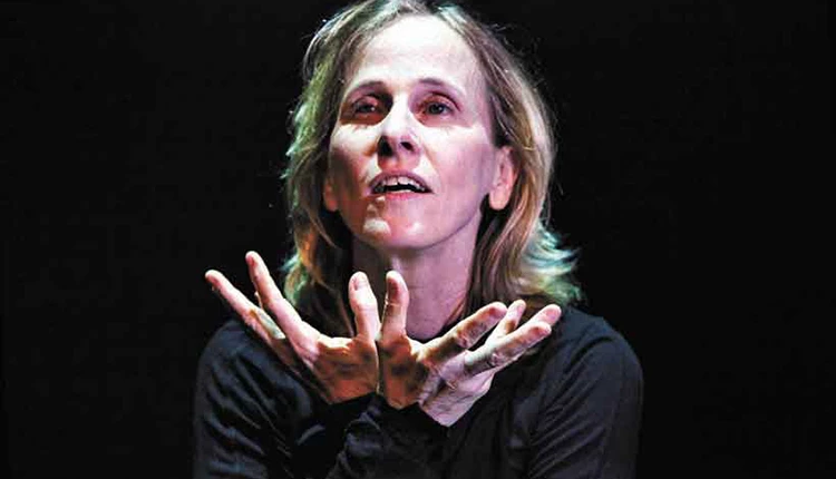 O espetáculo Cura, dirigido pela coreógrafa e bailarina Deborah Colker, em cartaz no Teatro Artur Azevedo, neste fim de semana. Foto: Google/Arquivo
