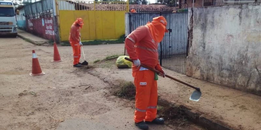Trabalhadores reclama de falta de pagamento de uma diferença salarial referente a 2020.
