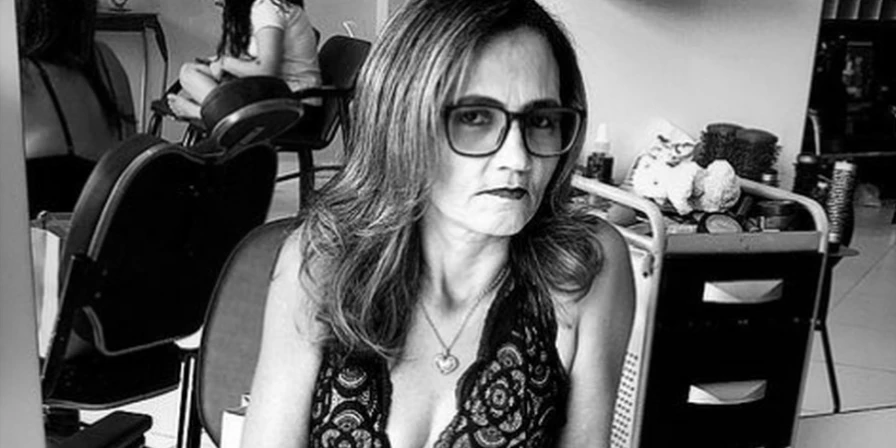 Leonélia Meneses Araújo, mãe da cantora maranhense May Meneses.