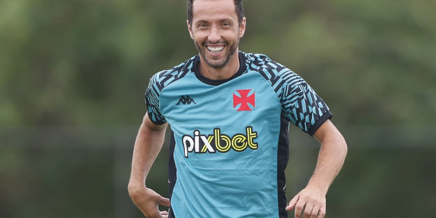 Nenê, meia do Vasco.