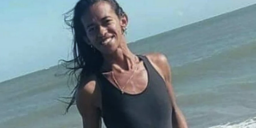 Até o momento, ninguém foi preso e a motivação do crime ainda não foi confirmada.
