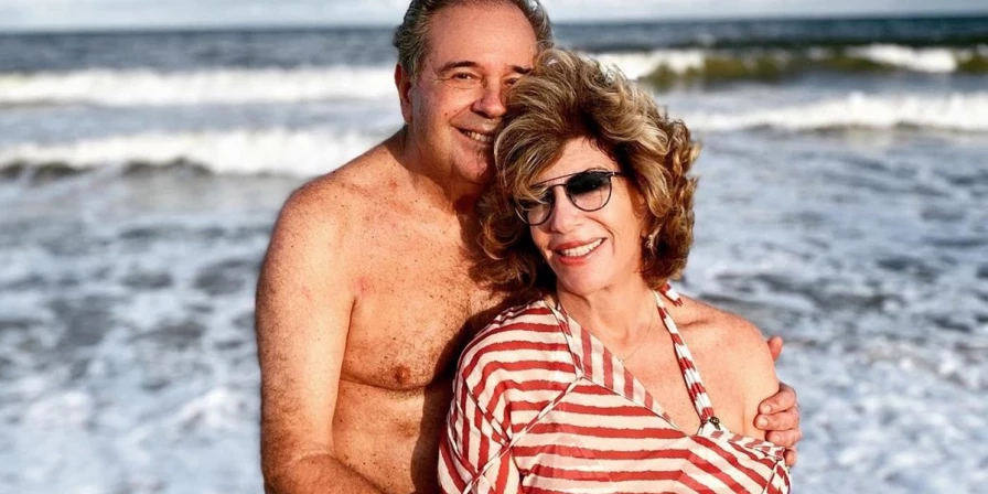 |Apresentadora Silvia Poppovic e o o marido, o médico endocrinologista Marcello Bronstein.