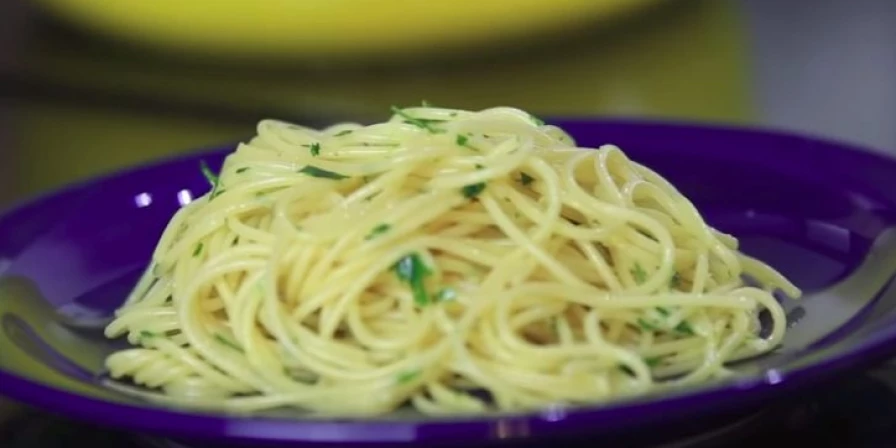 Macarrão alho e óleo