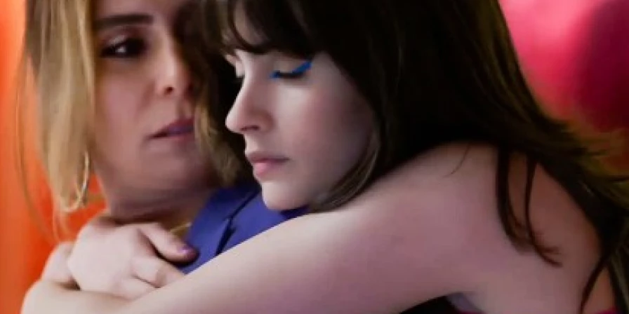 Paula e Flávia em cena da novela Quanto Mais Vida Melhor.