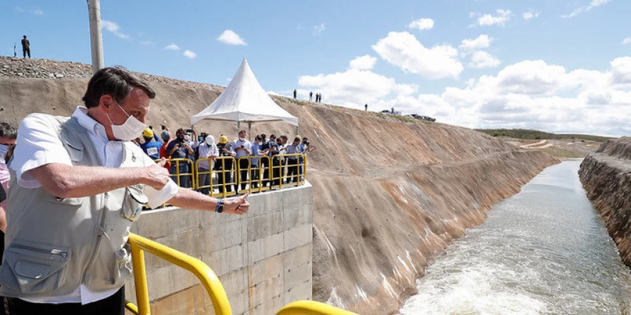 Bolsonaro visitou as obras da barragem de Oiticica