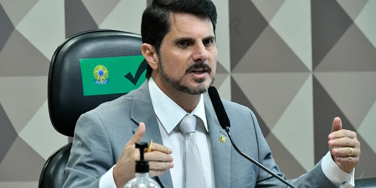 Polícia Federal realiza busca e apreensão em endereços do senador Marcos do Val Polícia Federal realiza busca e apreensão em endereços do senador Marcos do Val
