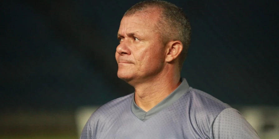 Marcinho Guerreiro, técnico do Cordino.