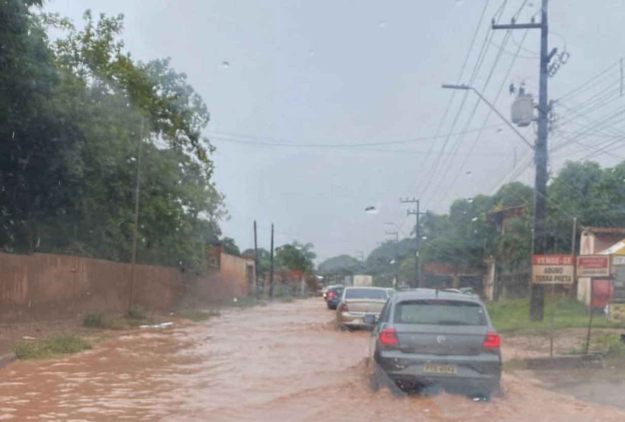 Trecho de alagamento na MA-203. (Divulgação)