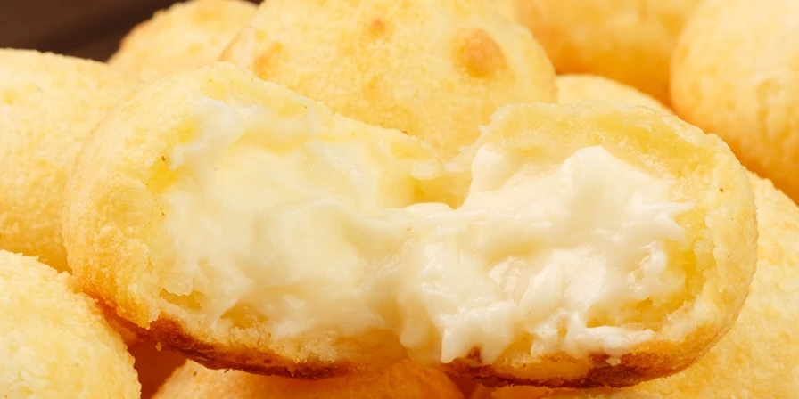 Pão de queijo com catupiry