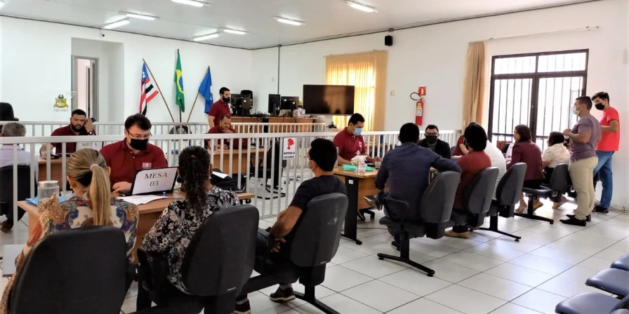 O projeto visa oferecer uma prestação jurisdicional rápida, efetiva e gratuita à comunidade, com vistas à pacificação social.