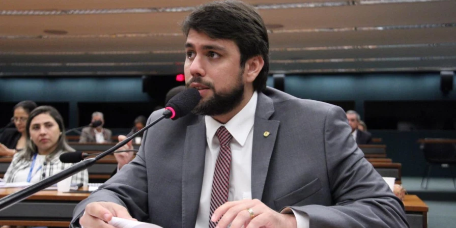 Pedro Lucas é o deputado maranhense com maior volume de recursos da "emenda pix" empenhados