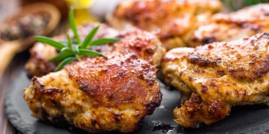 Sobrecoxa de frango com cerveja