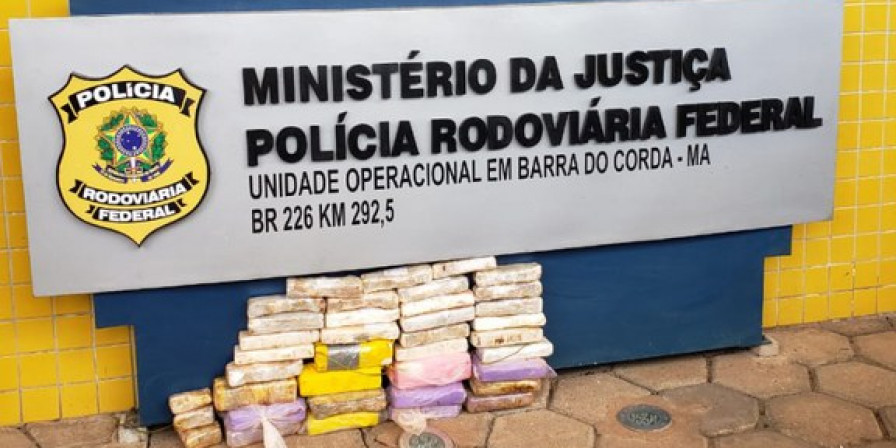 Droga apreendida durante a ação. (Foto: Divulgação / PRF)