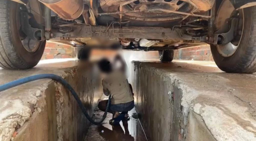Segundo o MPT, no lava jato instalado às margens da BR 222, seis meninos com idades entre 13 e 17 anos estavam realizando a limpeza de veículos. (Foto: Divulgação / MPT-MA)