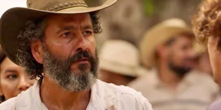 José Leôncio (Marcos Palmeira).
