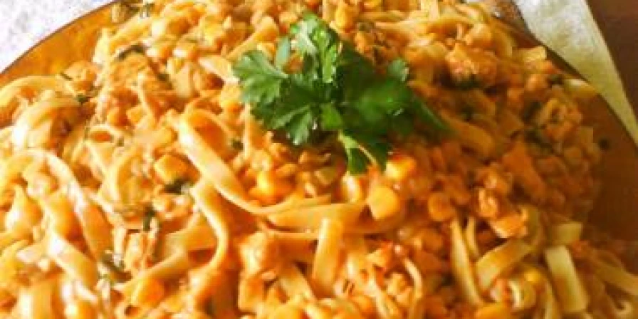 Macarronada de frango simples