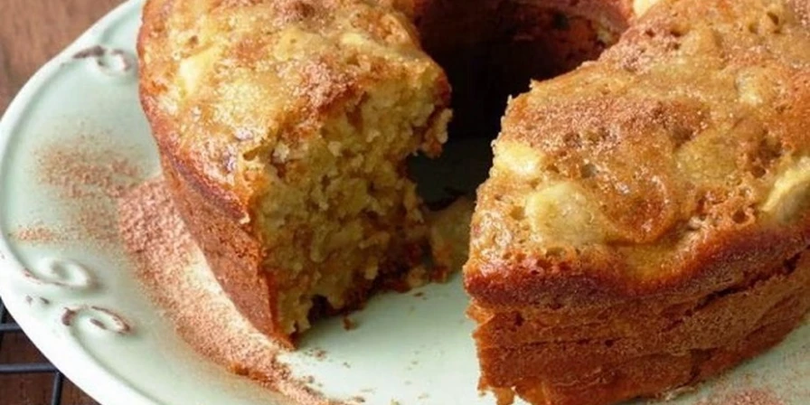 Bolo de maçã com canela