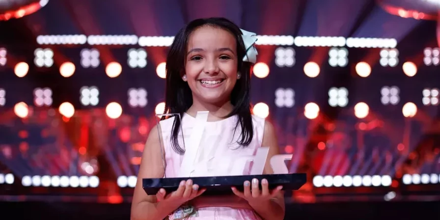 Isis Testa é a vencedora da sétima temporada do 'The Voice Kids'