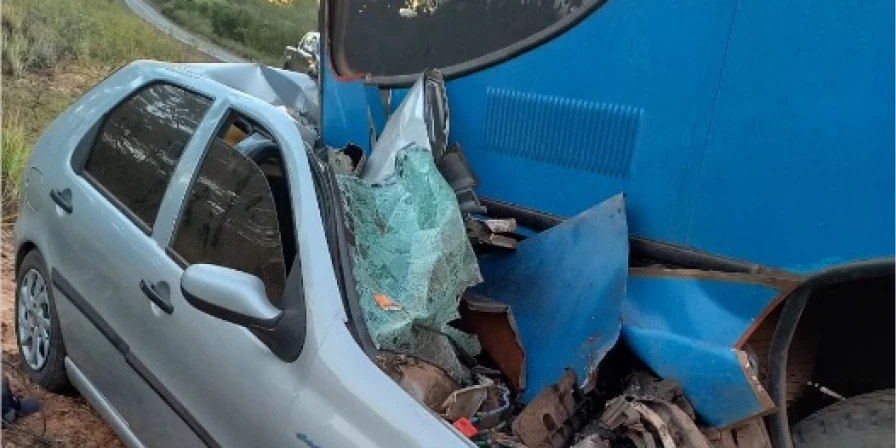 O acidente de trânsito resultou na morte de quatro pessoas entre as cidades de Caxias e Coelho Neto.