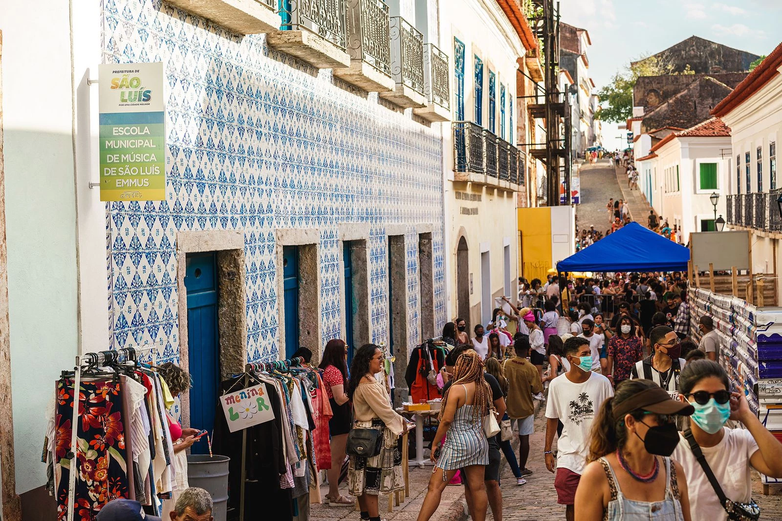 Feira ocorre na rua do Giz, no Centro Histórico de São Luís. (Foto: Laila Razzo)