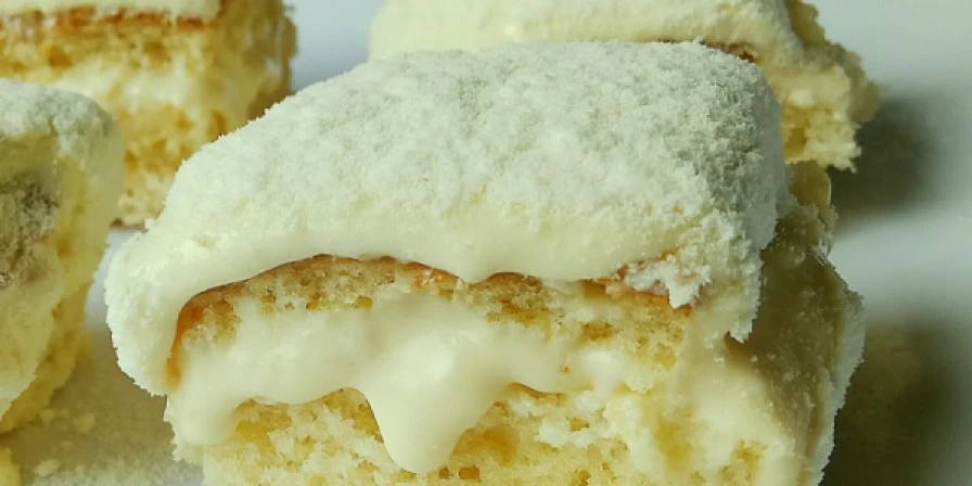 Bolo gelado de leite em pó super cremoso