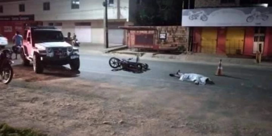 As causas do acidente não foram informadas pela polícia.