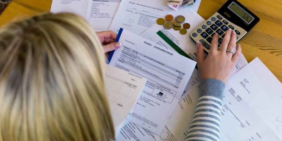 Consumidores estão em situação financeira pior que no ano passado -  Imirante.com - AMP