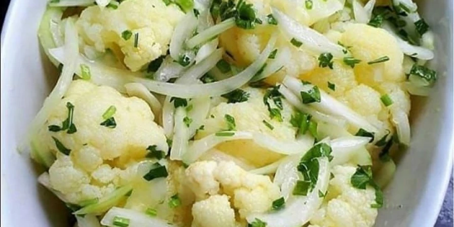 Salada de couve-flor com maionese