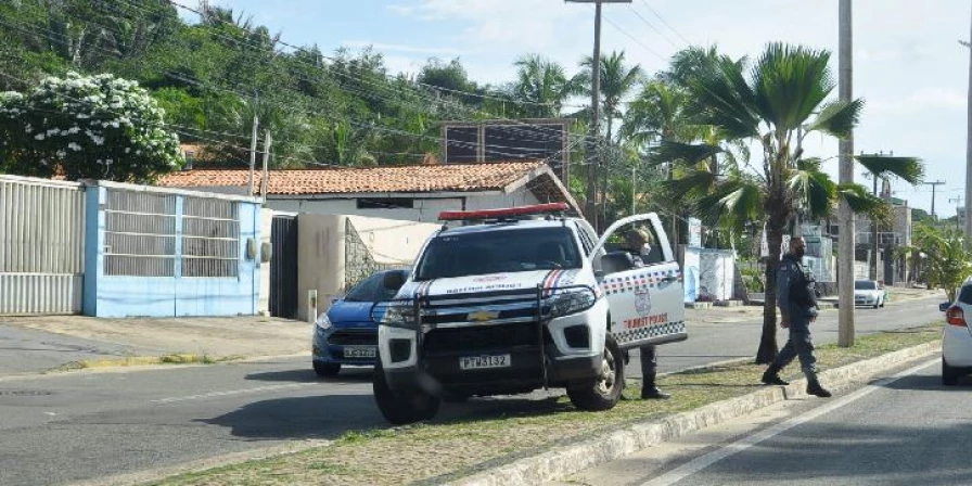 A segurança de São Luís é feita por militares, guarda municipais e outros profissionais da área de segurança.