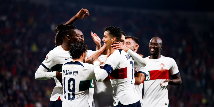 Jogadores portugueses fazem festa na Fortuna Arena