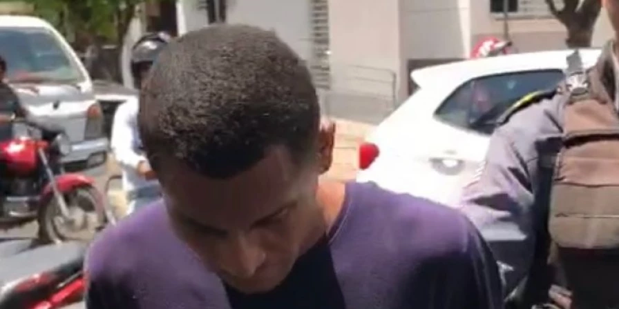 Homem é preso após assalto e troca de tiro com a PM em Imperatriz - Imirante.com - AMP