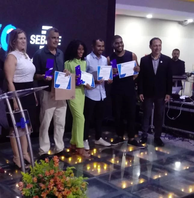 Premiados pelo Sebrae na noite dessa quinta-feira. Foto: Werton Araújo/ TV Mirante.
