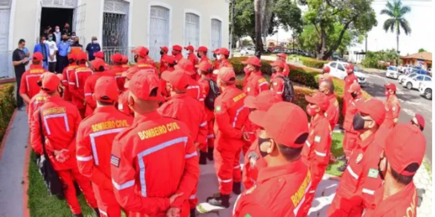 Os bombeiros civis deverão atuar em estabelecimentos que recebam grande circulação e concentração de pessoa.